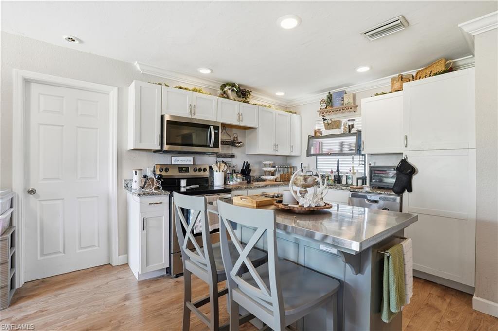 CALOOSA BAYVIEW - Residential