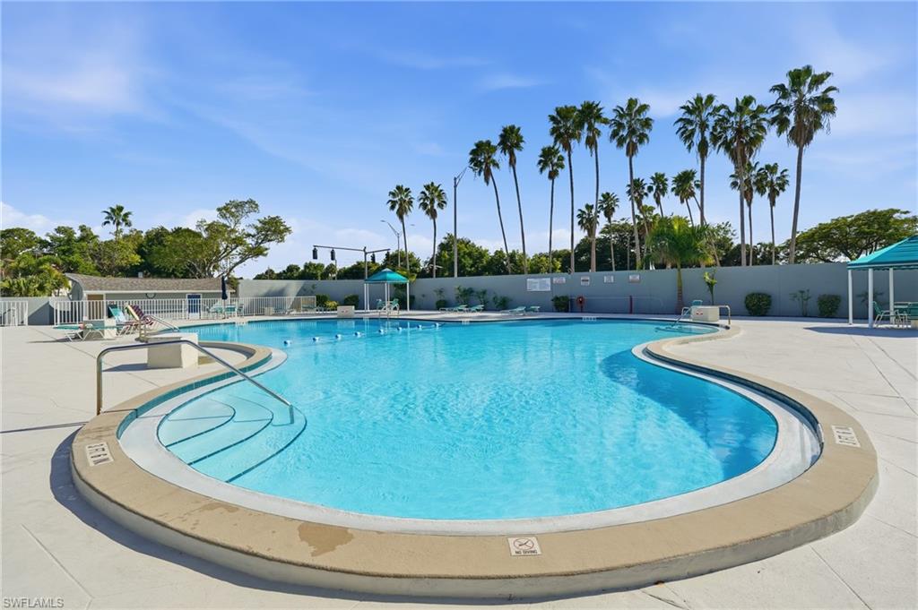 CALOOSA BAYVIEW - Residential