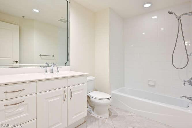 RIVA DEL LAGO - Residential