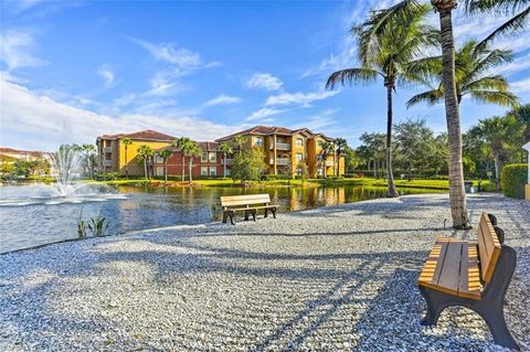 15585 Ocean Walk CIR 313 FORT MYERS FL 33908