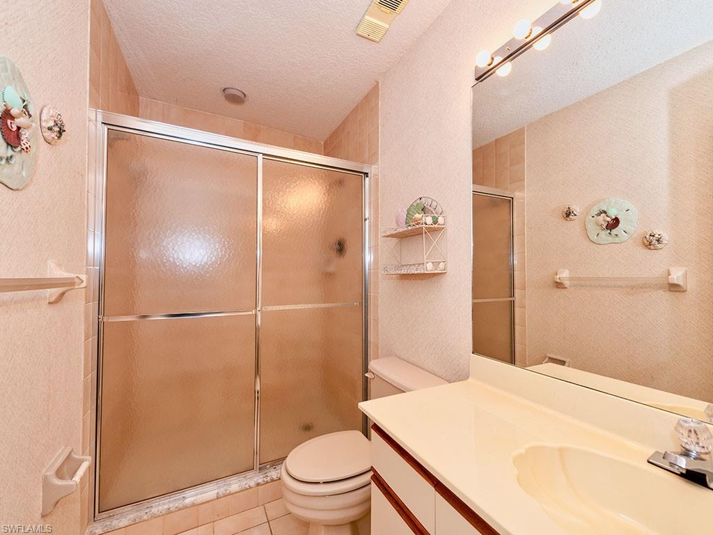 EMERALD WOODS - Residential