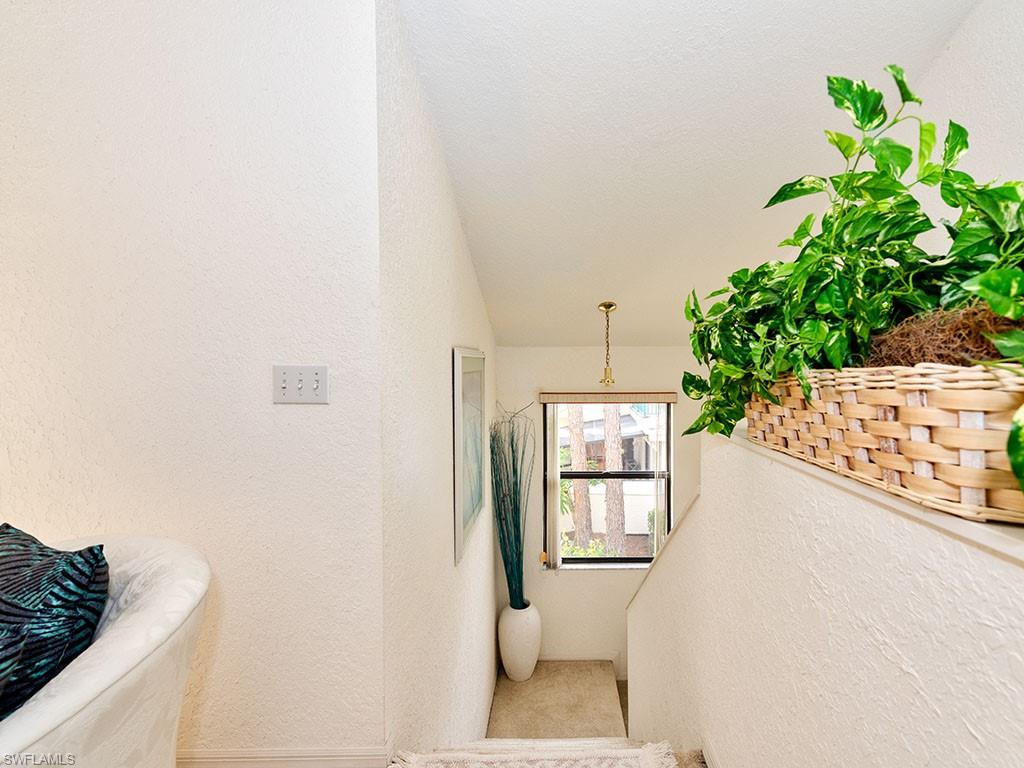 EMERALD WOODS - Residential