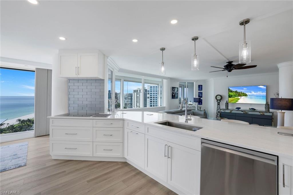 SAVOY - Residential Lease