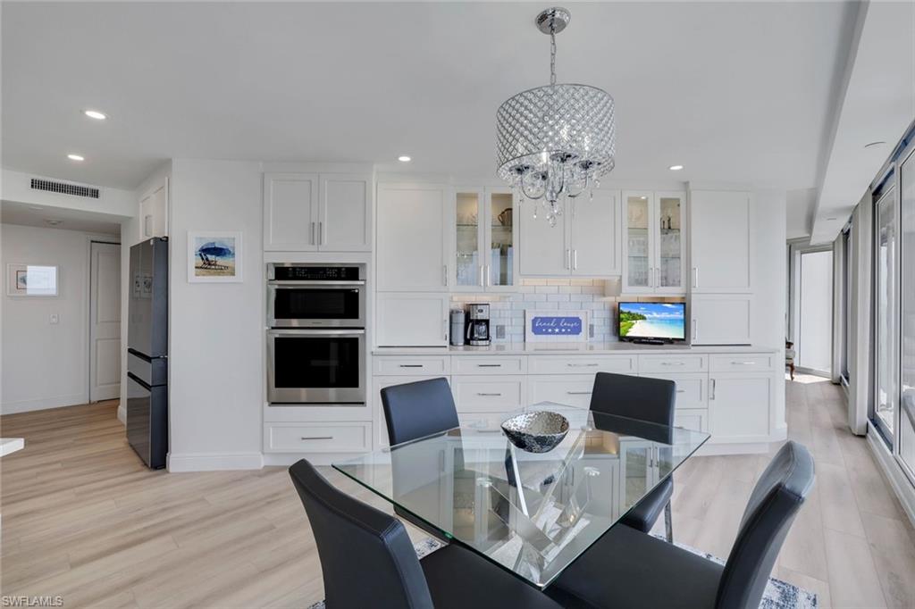 SAVOY - Residential Lease