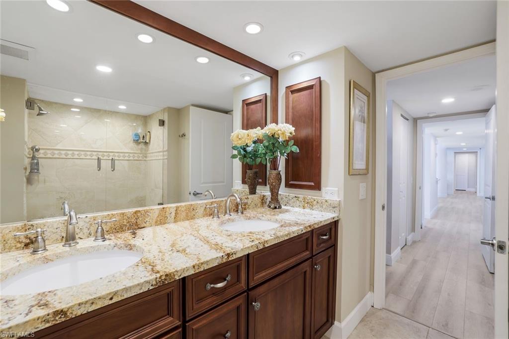 SAVOY - Residential Lease