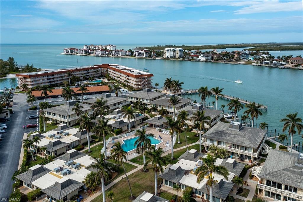 VILLE DE MARCO - Residential