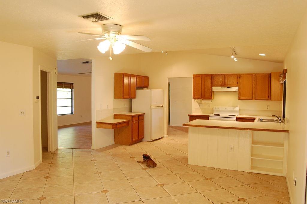 GOLDEN GATE ESTATES - Residential