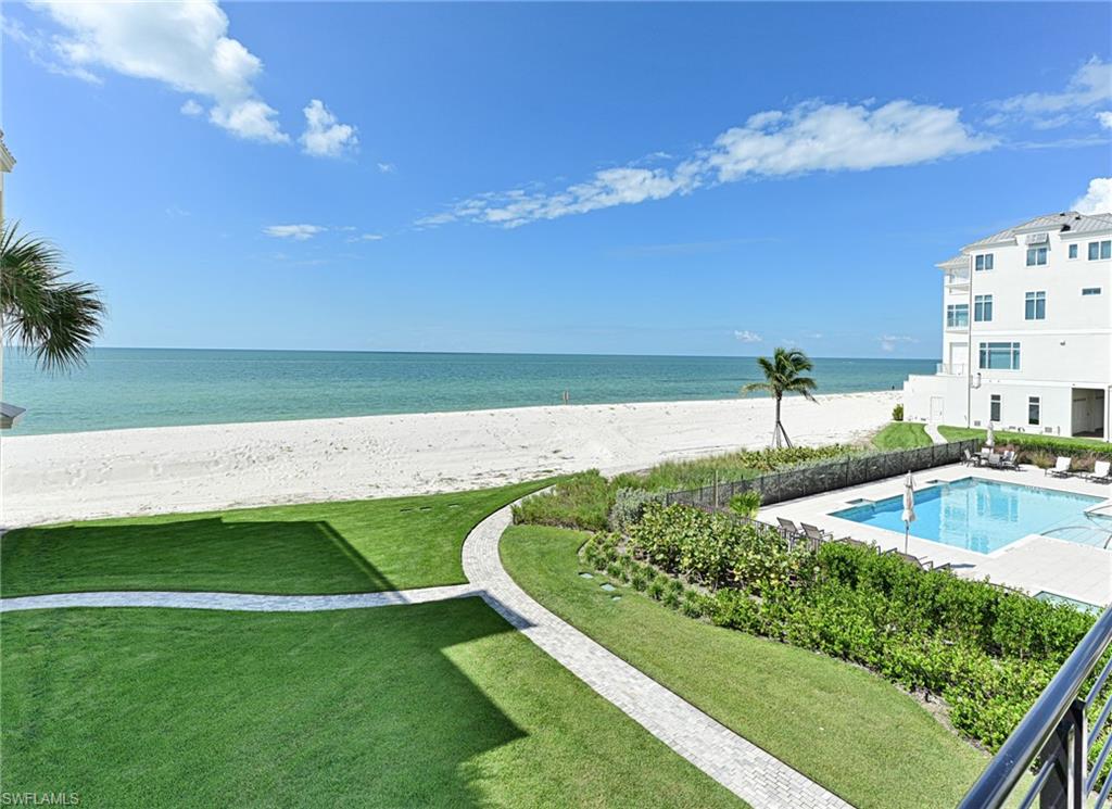 BAREFOOT BEACH - Residential