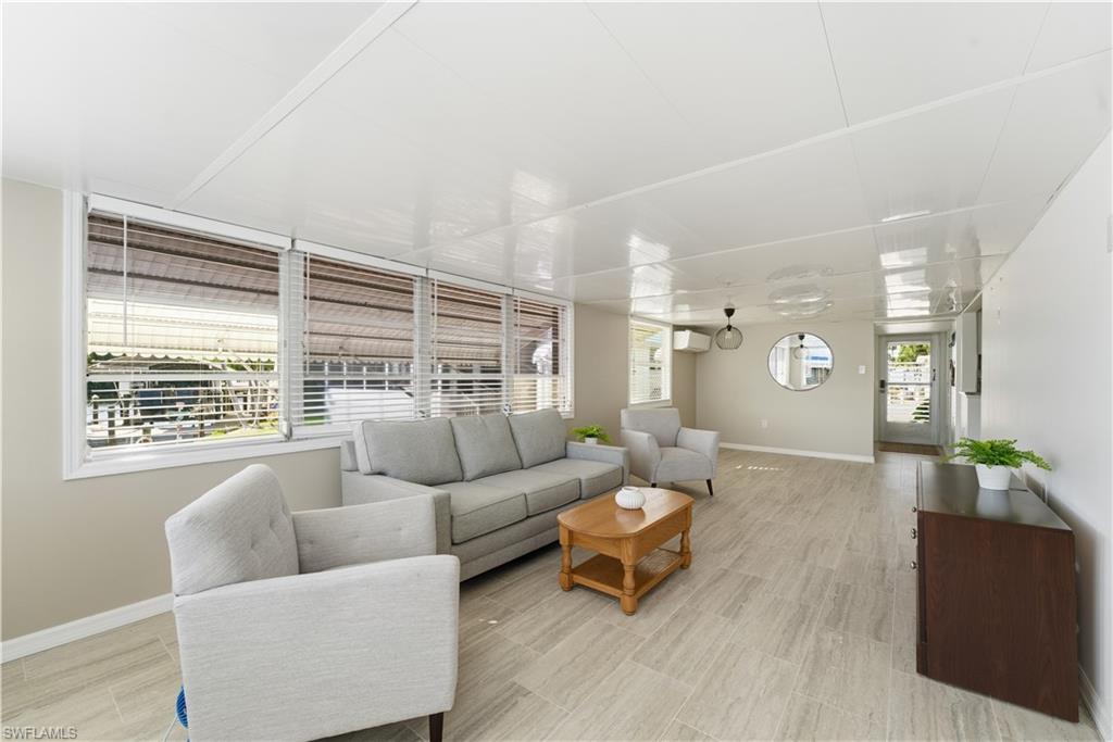 BAYSIDE ESTATES - Residential