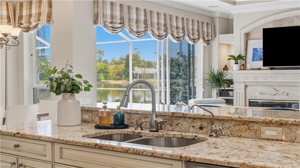 BLACKHAWK - Residential