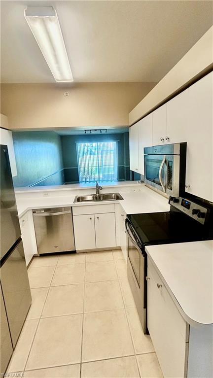 STONEYBROOK - Residential Lease