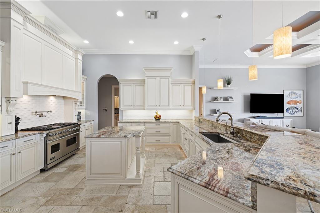 CLASSICS PLANTATION ESTATES - Residential