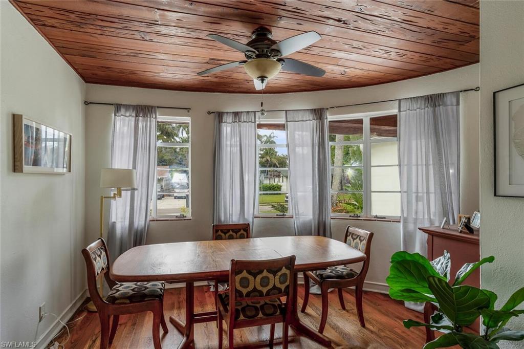 EDISON MANOR - Residential