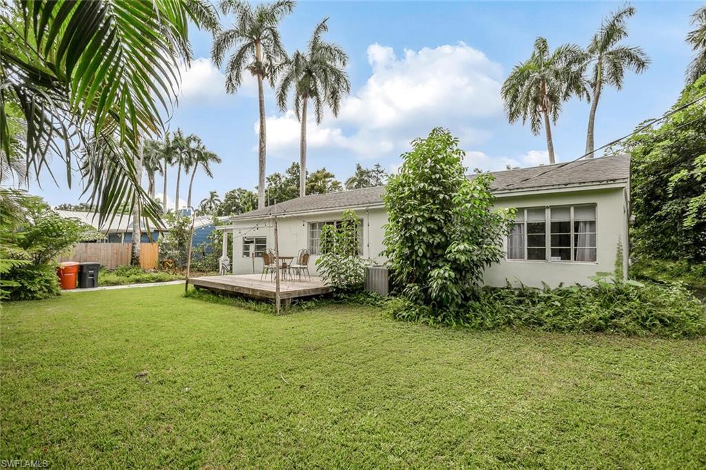 EDISON MANOR - Residential