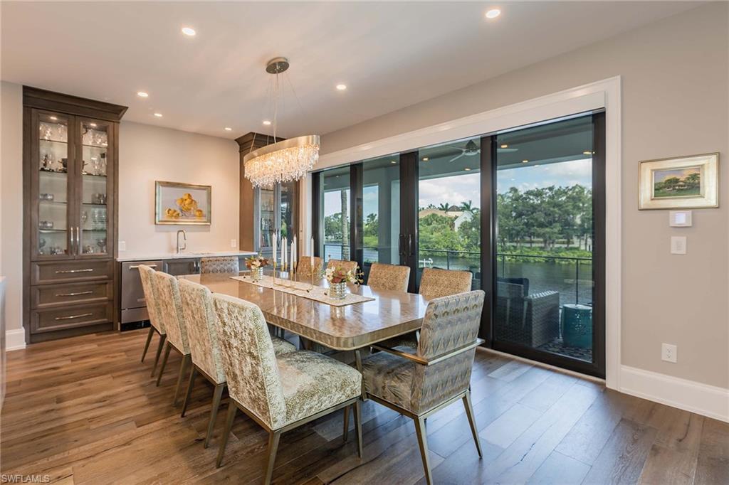 IMPERIAL SHORES - Residential