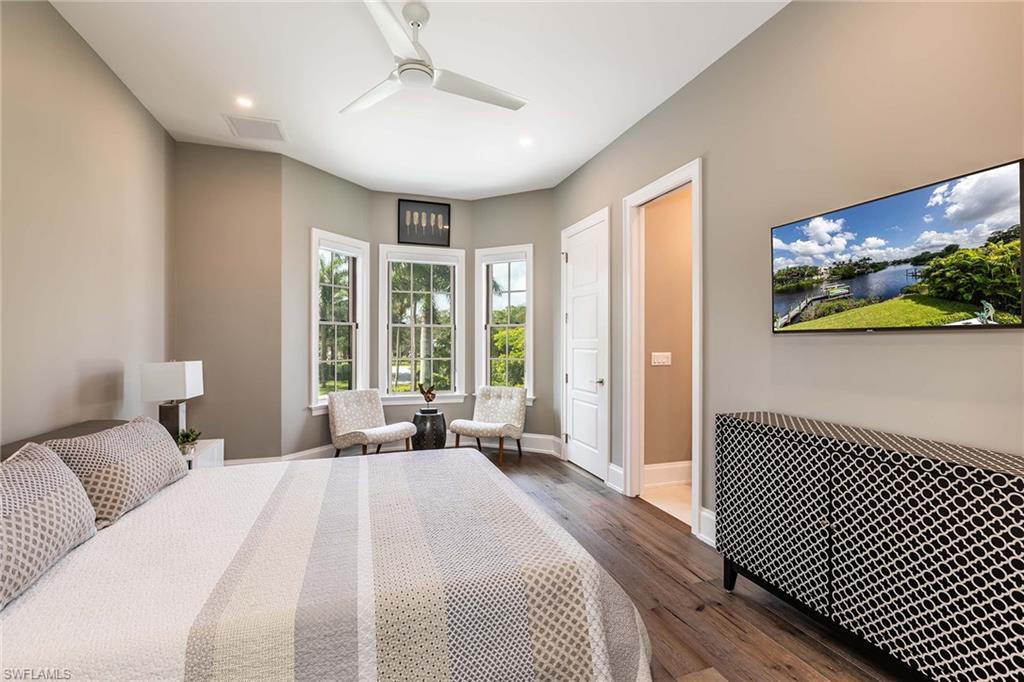 IMPERIAL SHORES - Residential