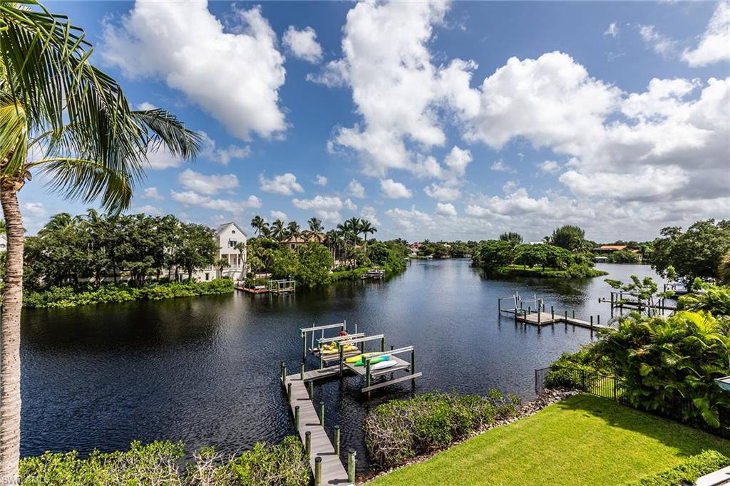 IMPERIAL SHORES - Residential