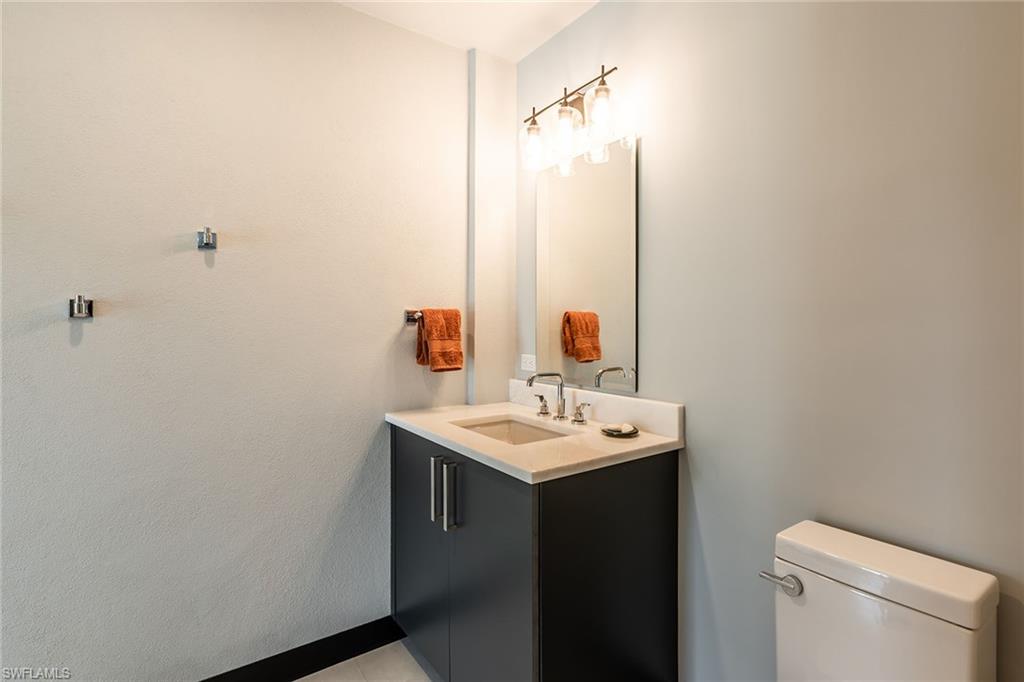 IMPERIAL SHORES - Residential