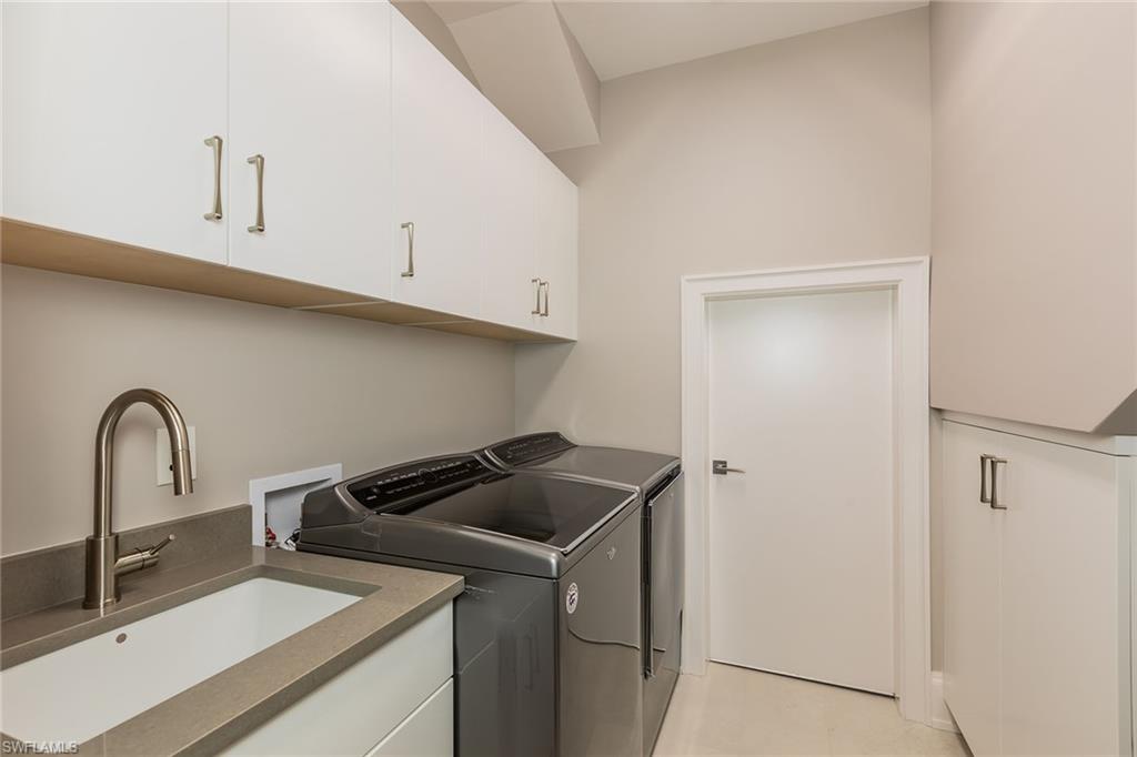 IMPERIAL SHORES - Residential