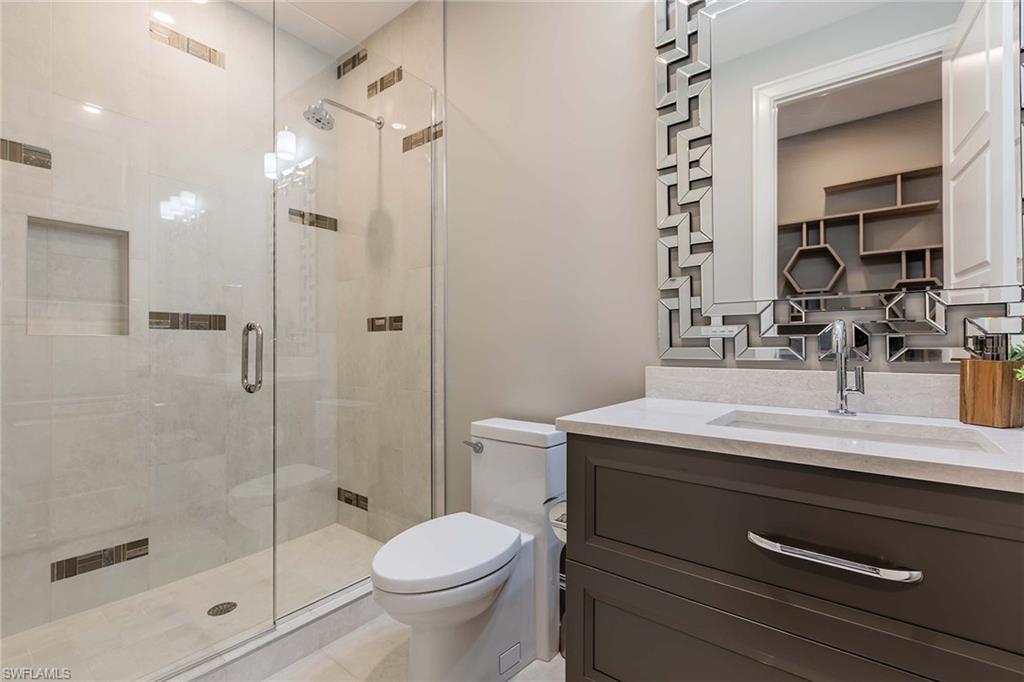 IMPERIAL SHORES - Residential