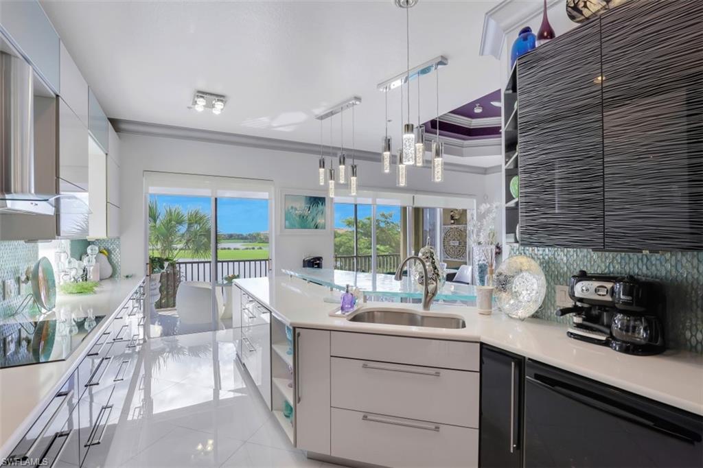 SILVERSTONE - Residential