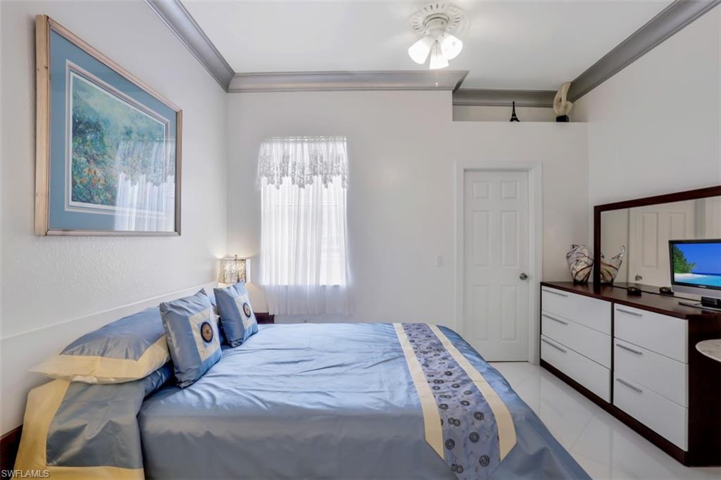 SILVERSTONE - Residential