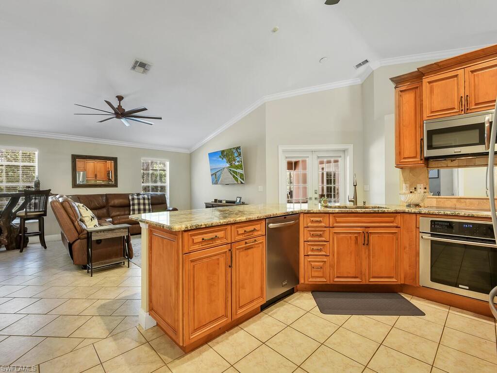 SAN CARLOS ESTATES - Residential