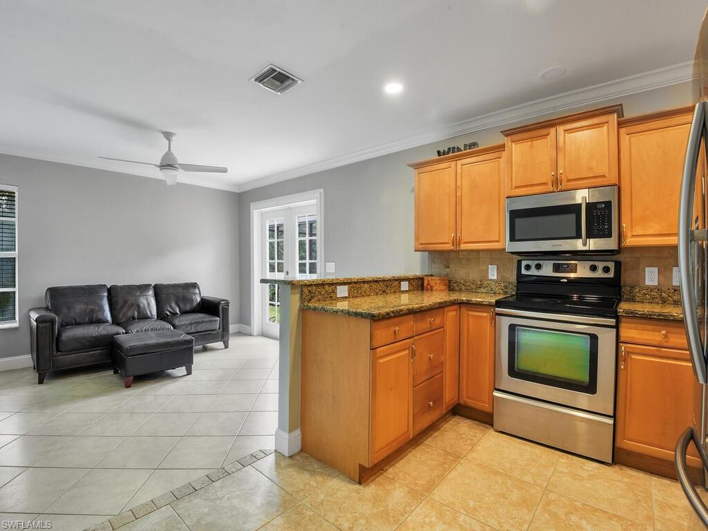 SAN CARLOS ESTATES - Residential