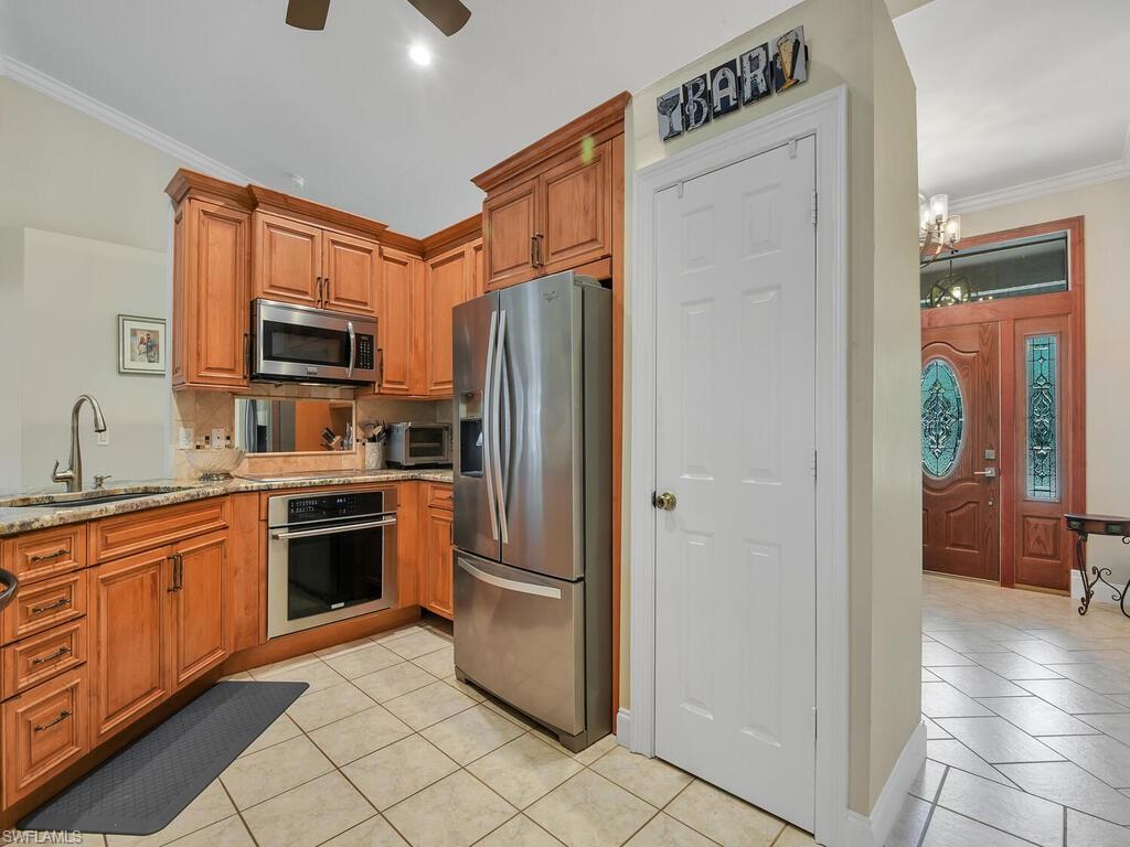 SAN CARLOS ESTATES - Residential