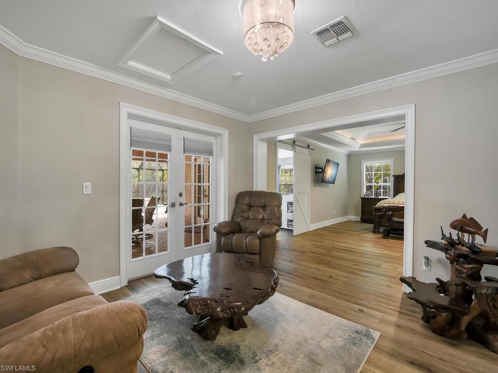 SAN CARLOS ESTATES - Residential