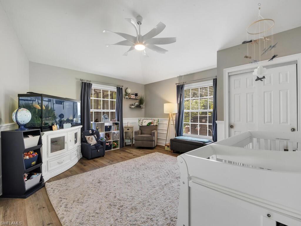 SAN CARLOS ESTATES - Residential