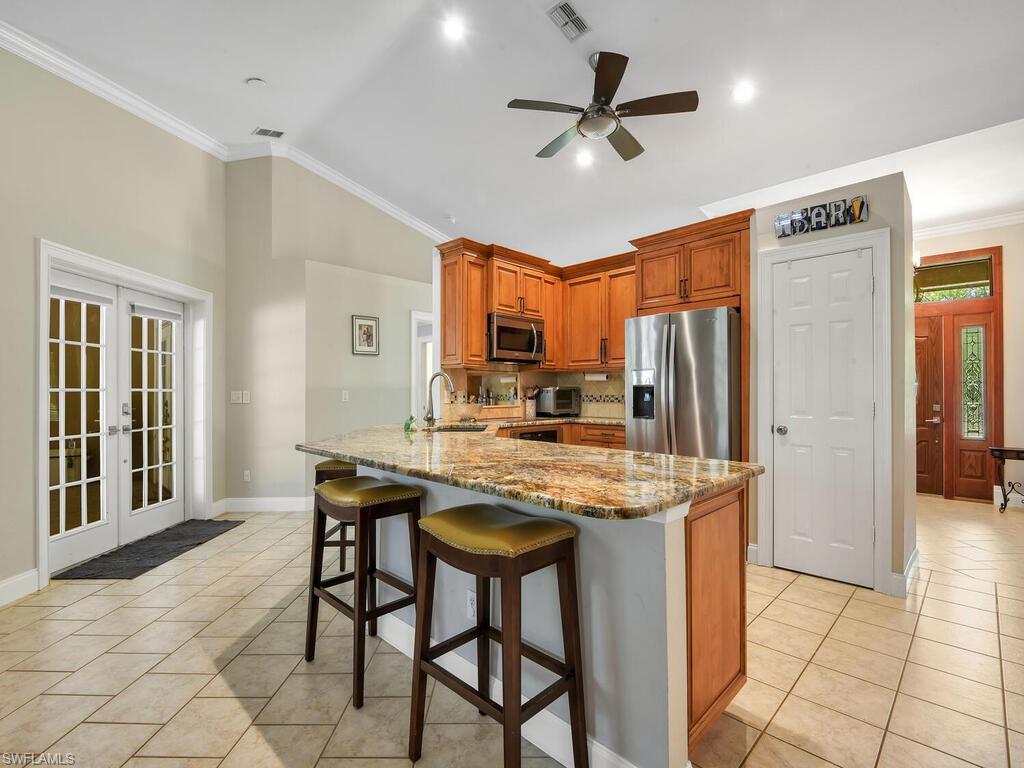 SAN CARLOS ESTATES - Residential