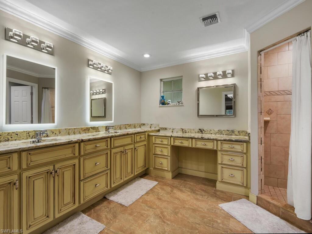 SAN CARLOS ESTATES - Residential