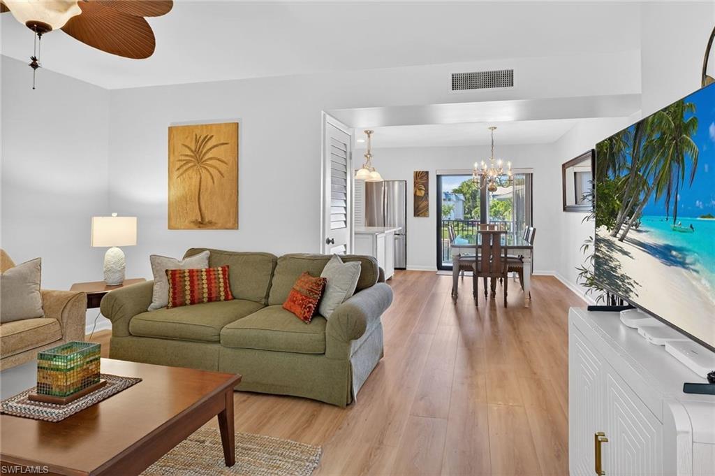 HIDDEN LAKE VILLAS - Residential Lease