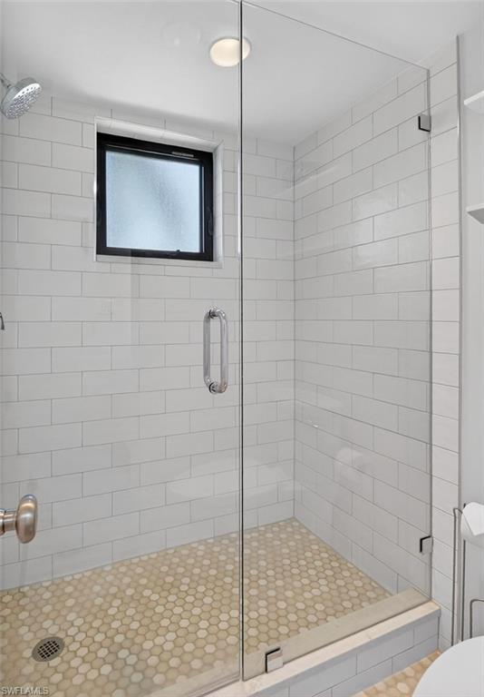 HIDDEN LAKE VILLAS - Residential Lease