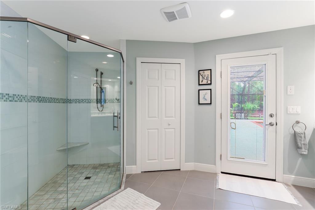 OAKES ESTATES - Residential