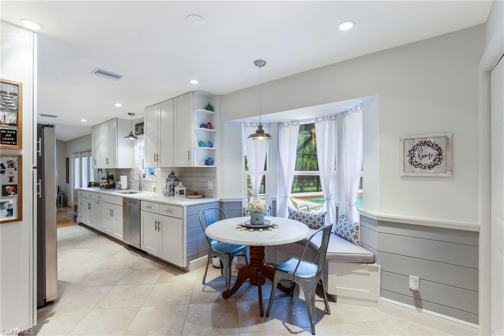 OAKES ESTATES - Residential