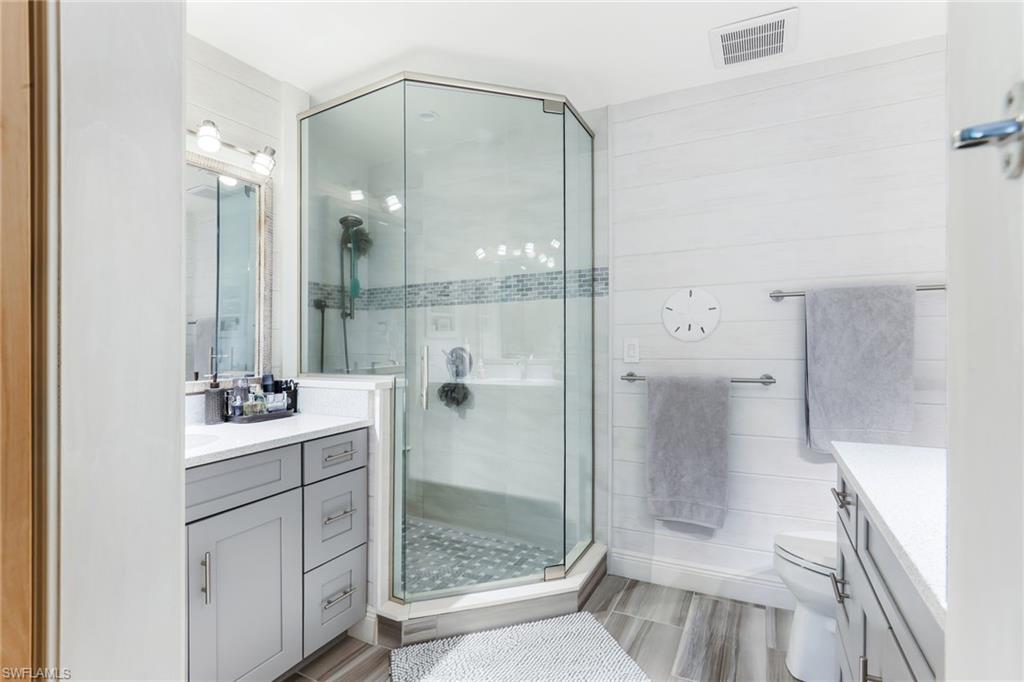 OAKES ESTATES - Residential