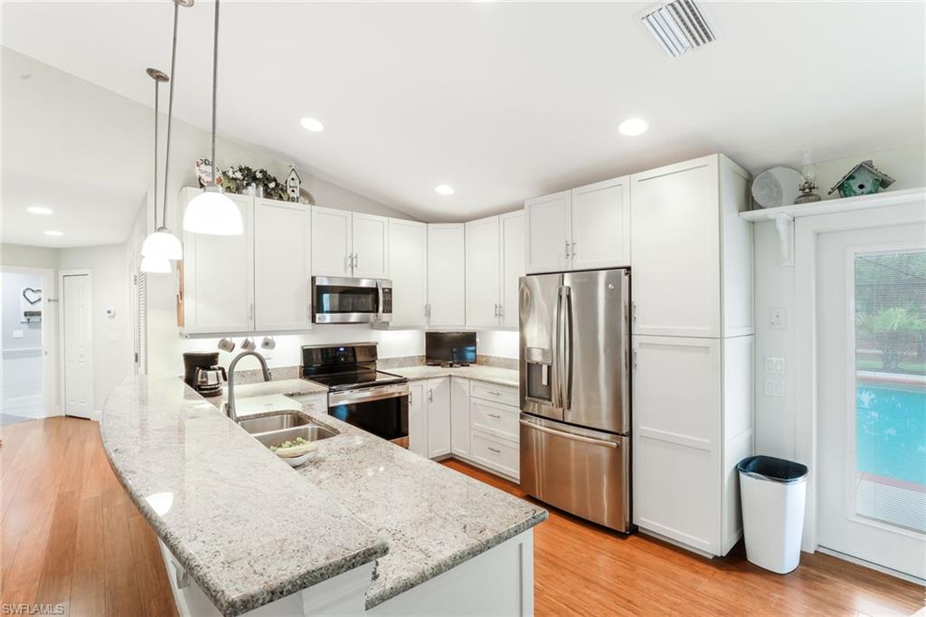 OAKES ESTATES - Residential