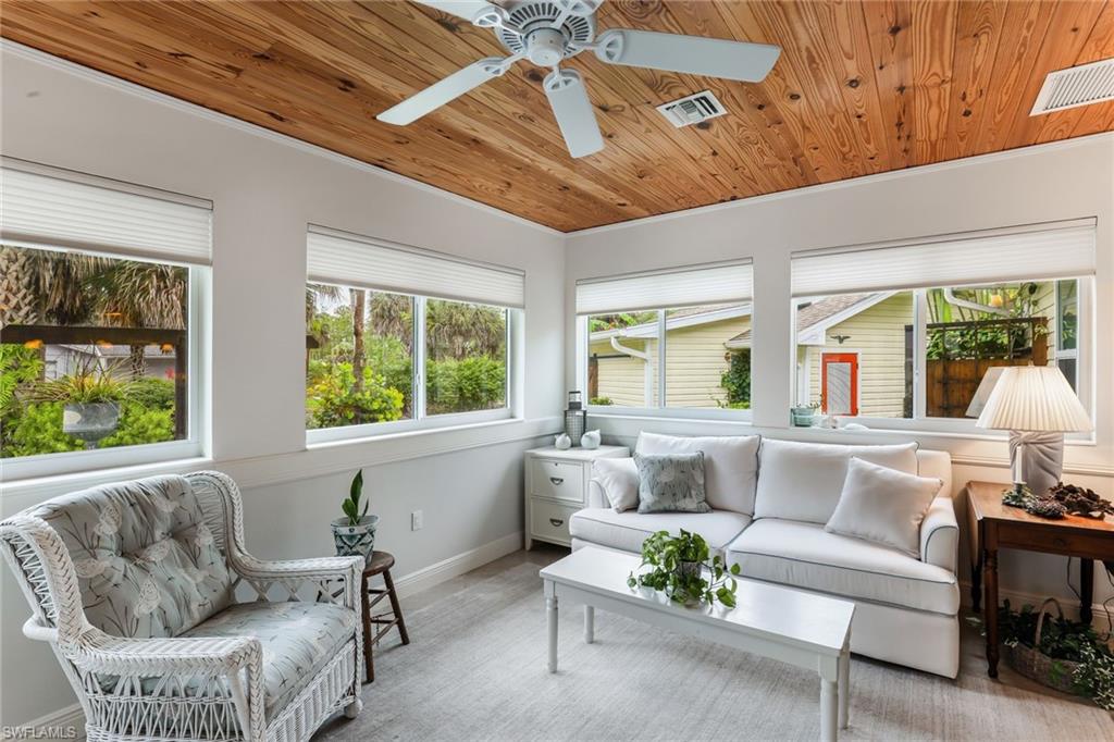 OAKES ESTATES - Residential