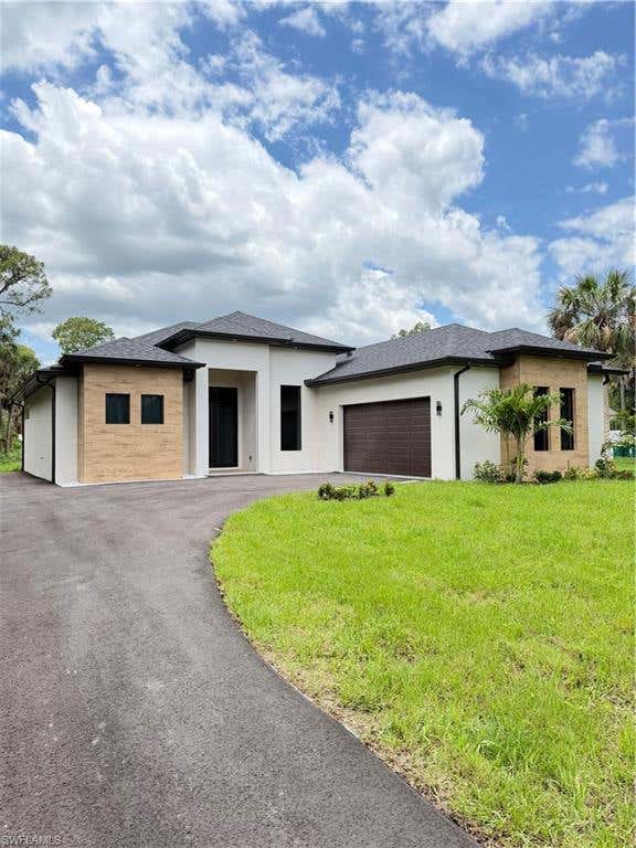 Photo of 2613 43rd AVE NE, NAPLES, FL 34120 (MLS # 226027622)