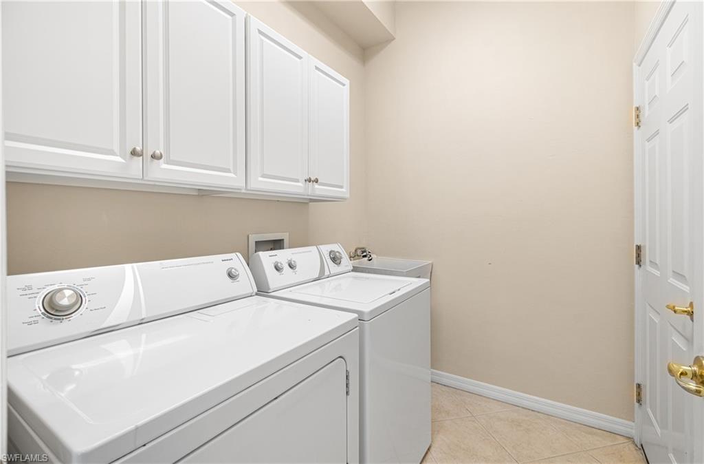 STONEYBROOK - Residential Lease