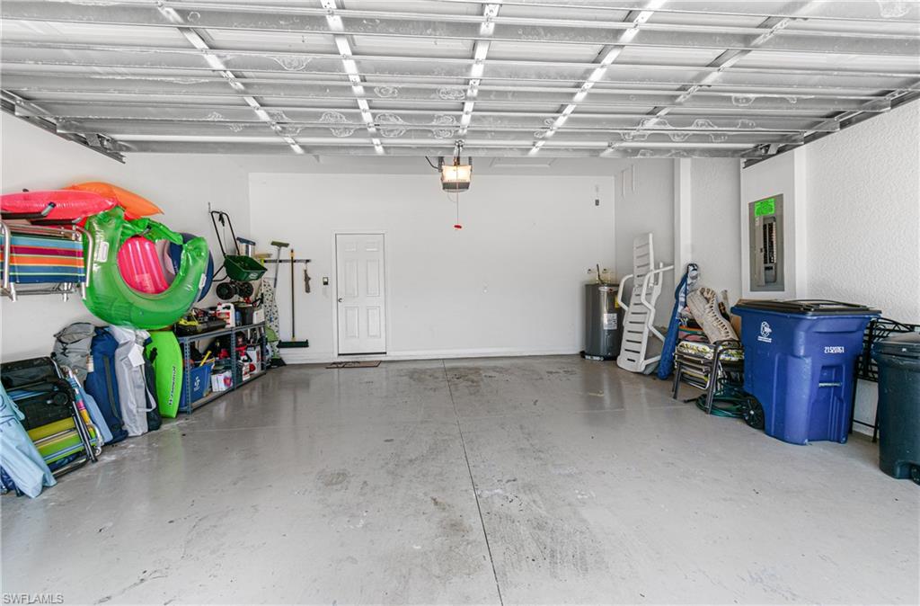 STONEYBROOK - Residential Lease