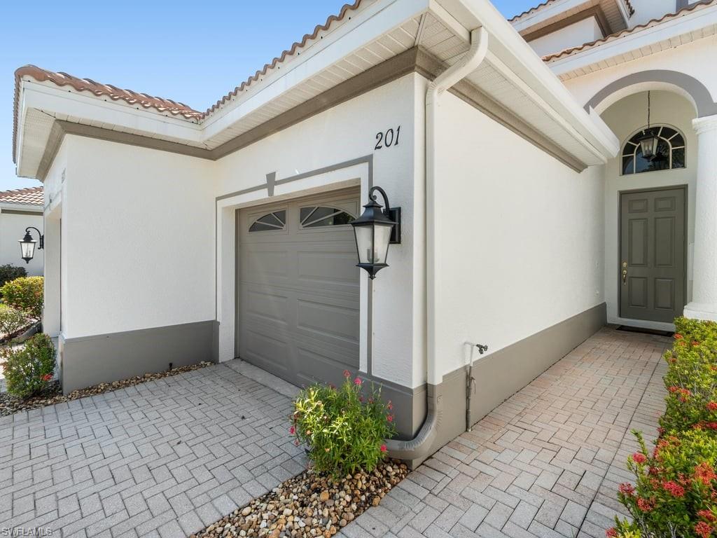 STERLING LAKES - Residential