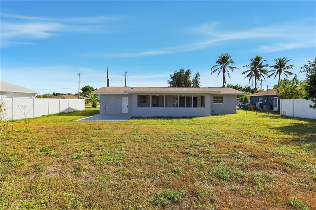 CAPE CORAL - Residential