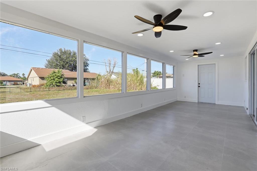 CAPE CORAL - Residential