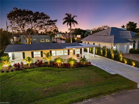 2855 10th ST N NAPLES FL 34103