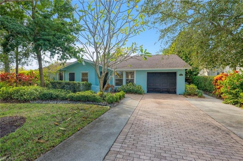 Photo of 27218 Barefoot LN, BONITA SPRINGS, FL 34135 (MLS # 226028102)