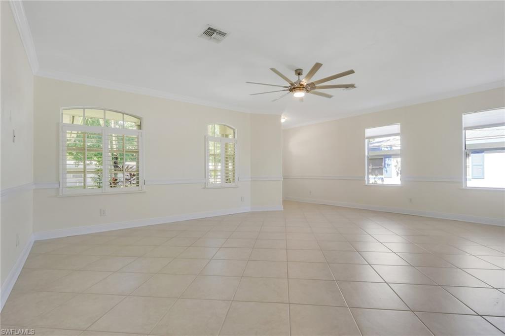 2082 E Tobago CIR