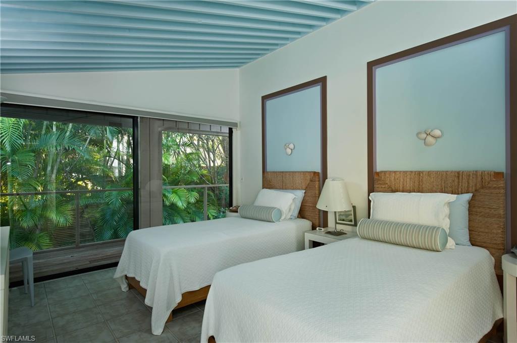 METES AND BOUNDS - Residential